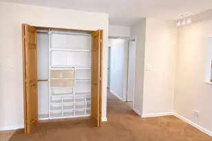 1755 Robin Ln, Hoffman Estates, IL 60194 - Photo 5