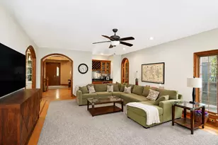 41W087 Highwood Ct, Campton Hills, IL 60119 - Photo 15