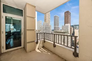 [Address not provided], Chicago, IL 60611 - Photo 19