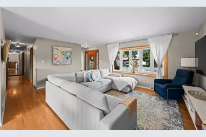 603 W Saint Aubin Drive, Addison, IL 60101 - Photo 5