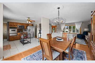 603 W Saint Aubin Drive, Addison, IL 60101 - Photo 7