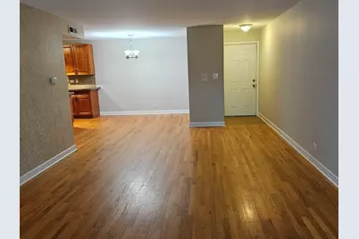 10S771 Clarendon Hills Road #208, Willowbrook, IL 60527 - Photo 5
