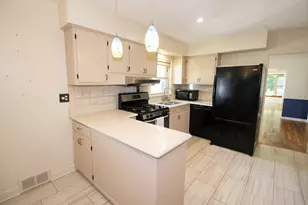 10326 S Artesian Ave, Chicago, IL 60655 - Photo 13
