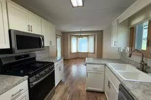 2741 Harbor Dr, Joliet, IL 60431 - Photo 11