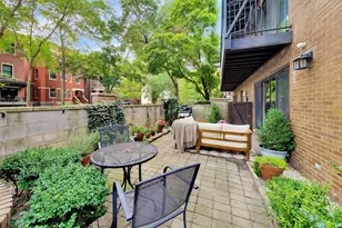 1122 W Altgeld St, Chicago, IL 60614 - Photo 17