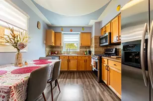 7828 Lotus Ave, Burbank, IL 60459 - Photo 7