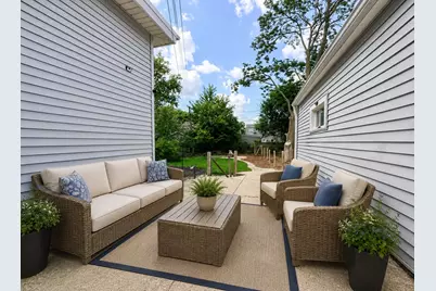 416 N Main Street, Mount Prospect, IL 60056 - Photo 19