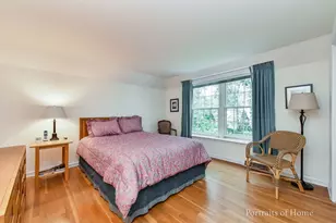 34 Sheffield Ln, Oak Brook, IL 60523 - Photo 13