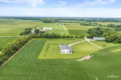 10097 N 7000 Road W, Manteno, IL 60950 - Photo 7