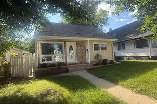 446 Washington Park, Waukegan, IL 60085 - Photo 1