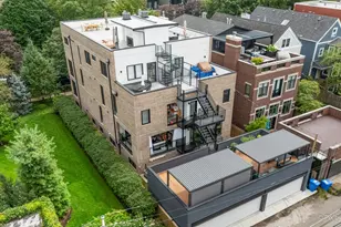 2640 N Bosworth Ave, Chicago, IL 60614 - Photo 51