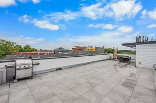 2640 N Bosworth Ave, Chicago, IL 60614 - Photo 33