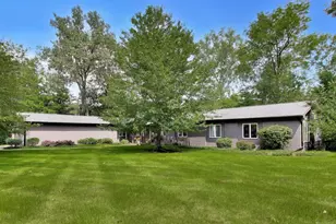 191 Kimberly Rd, North Barrington, IL 60010 - Photo 1