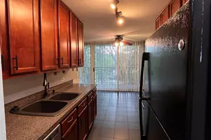 5950 Oakwood Dr, Lisle, IL 60532 - Photo 9