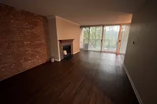5950 Oakwood Dr, Lisle, IL 60532 - Photo 11
