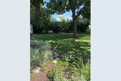525 S Main Street, Montgomery, IL 60538 - Photo 19