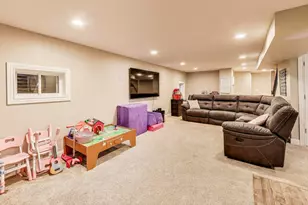 329 Sundance Dr, Bartlett, IL 60103 - Photo 33