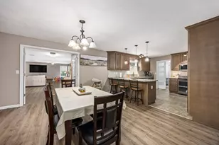 21 Crestwood Ln, Centralia, IL 62801 - Photo 9