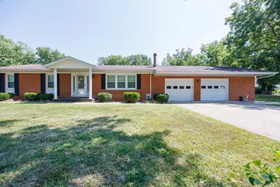 21 Crestwood Lane, Centralia, IL 62801 - Photo 1