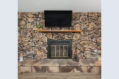 21 Crestwood Lane, Centralia, IL 62801 - Photo 7