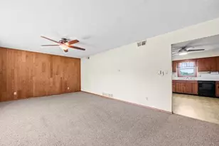 10 Terrace View Blvd, Oregon, IL 61061 - Photo 3