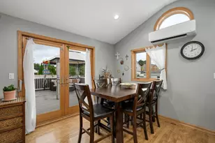 10939 S Millard Ave, Chicago, IL 60655 - Photo 9