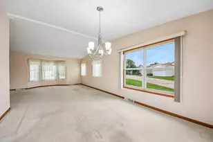 3519 Blue Heron Cir, Grayslake, IL 60030 - Photo 7