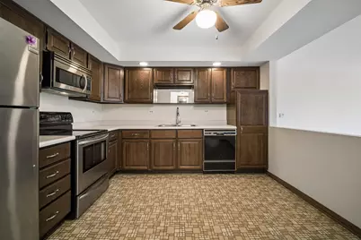 6525 N Nashville Avenue #403D, Chicago, IL 60631 - Photo 5
