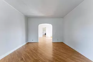 10749 S Ave J, Chicago, IL 60617 - Photo 5