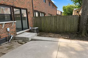 18W158 16th St, Villa Park, IL 60181 - Photo 23