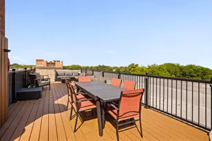 2450 W Montrose Ave, Chicago, IL 60618 - Photo 31