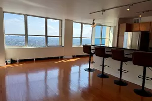 655 W Irving Park Rd, Chicago, IL 60613 - Photo 5