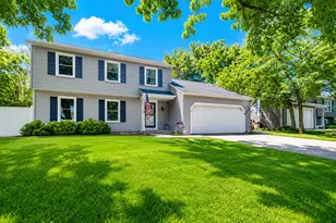 1581 Madison Ave, Saint Charles, IL 60174 - Photo 1