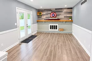 1581 Madison Ave, Saint Charles, IL 60174 - Photo 7
