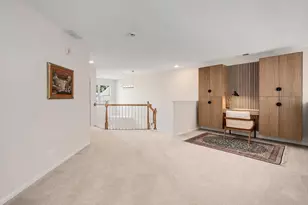 11005 Edgebrook Ln, Indian Head Park, IL 60525 - Photo 21