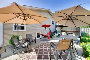 720 Warrior Dr, Round Lake Heights, IL 60073 - Photo 23