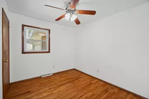 1223 Townley Dr, Bloomington, IL 61704 - Photo 25