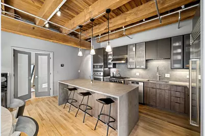 520 W Huron Street #412, Chicago, IL 60654 - Photo 9