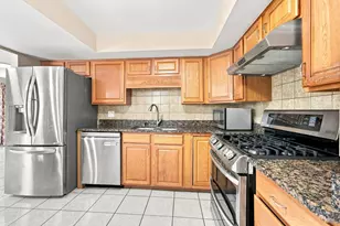 9349 Fern Ln, Des Plaines, IL 60016 - Photo 5