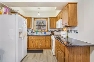 11520 S Kolin Ave, Alsip, IL 60803 - Photo 7