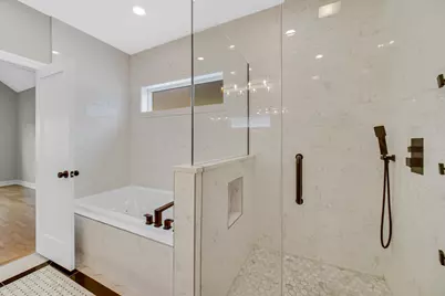 5336 W Leland Avenue, Chicago, IL 60630 - Photo 29