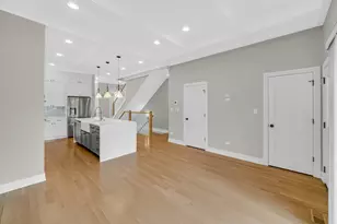 5336 W Leland Ave, Chicago, IL 60630 - Photo 11