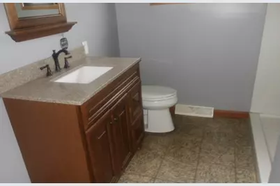 208 S Munroe Street, Bondville, IL 61815 - Photo 5