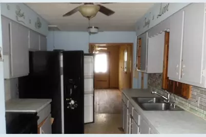 208 S Munroe Street, Bondville, IL 61815 - Photo 3