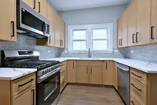 6424 Sinclair Ave, Berwyn, IL 60402 - Photo 11