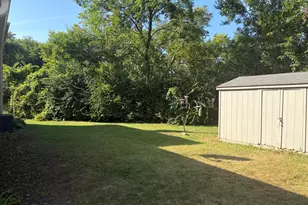 2018 Oxnard Dr, Downers Grove, IL 60516 - Photo 3
