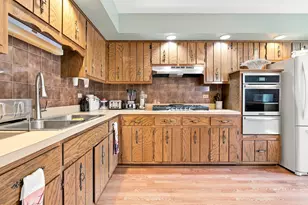 288 Escanaba Ave, Calumet City, IL 60409 - Photo 5