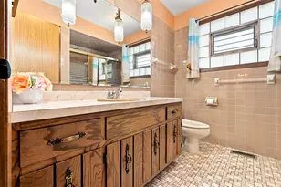 288 Escanaba Ave, Calumet City, IL 60409 - Photo 11