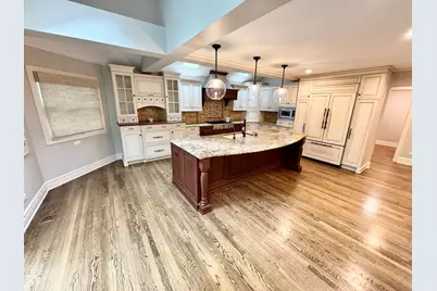 7417 Inverway Drive, Lakewood, IL 60014 - Photo 3