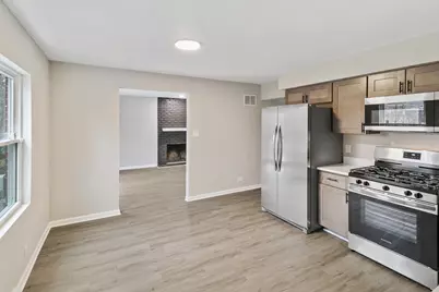 18135 Cherrywood Lane, Homewood, IL 60430 - Photo 7